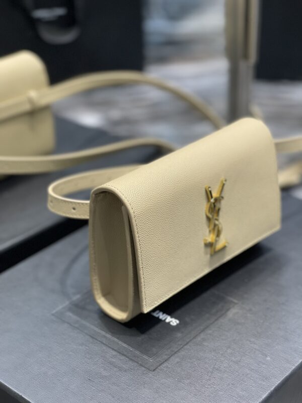 KATE BELT BAG IN GRAIN DE POUDRE-EMBOSSED LEATHER - Image 16