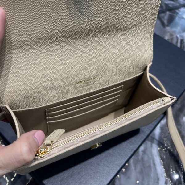 KATE BELT BAG IN GRAIN DE POUDRE-EMBOSSED LEATHER - Image 21