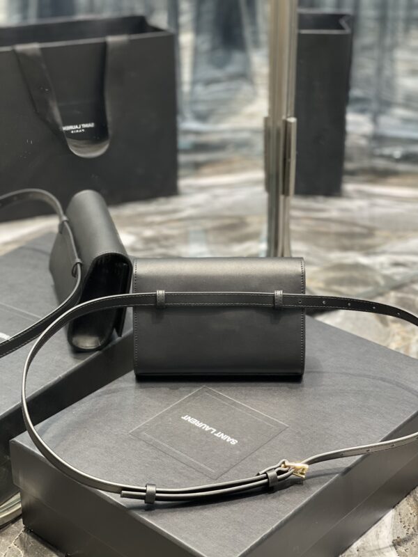 KATE BELT BAG IN GRAIN DE POUDRE-EMBOSSED LEATHER - Image 10