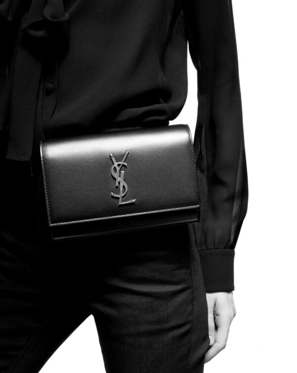 KATE BELT BAG IN GRAIN DE POUDRE-EMBOSSED LEATHER - Image 12