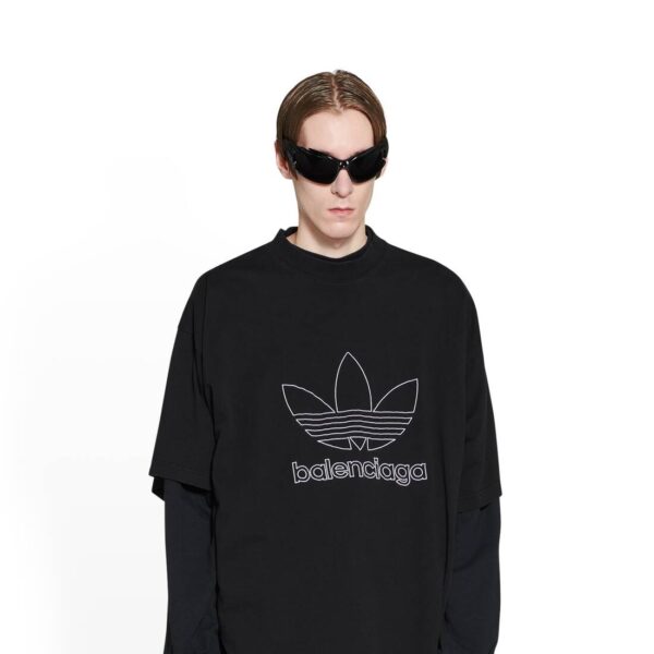 BALENCIAGA / ADIDAS T-SHIRT OVERSIZED IN BLACK - Image 3