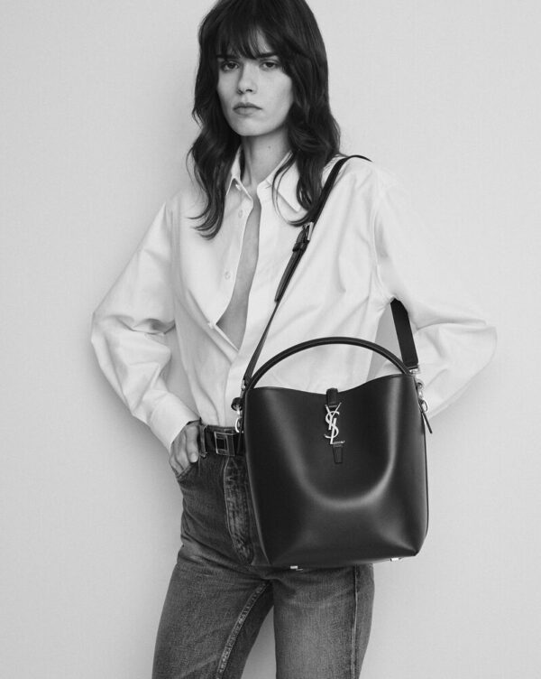 LE 37 IN SHINY LEATHER - Image 8