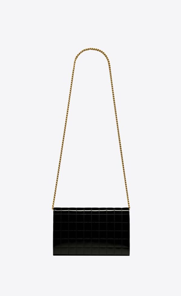 PATENT LEATHER CASSANDRE CHAIN WALLET - Image 2