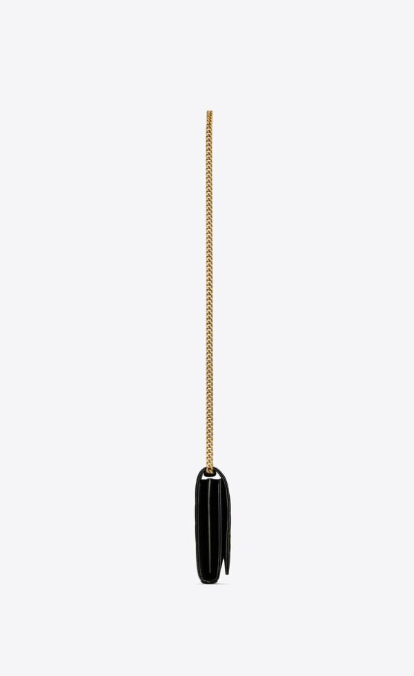 PATENT LEATHER CASSANDRE CHAIN WALLET - Image 3