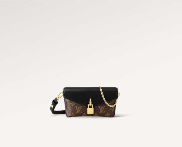 PADLOCK ON STRAP M80559