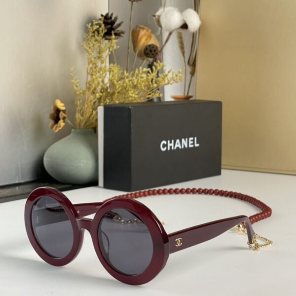 CHANEL ROUND SUNGLASSES - Image 6