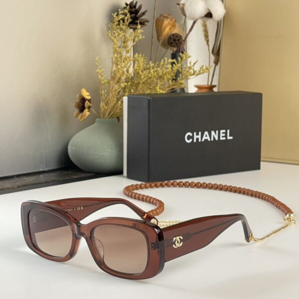 CHANEL RECTANGLE SUNGLASSES - Image 6