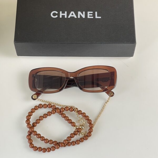 CHANEL RECTANGLE SUNGLASSES - Image 5