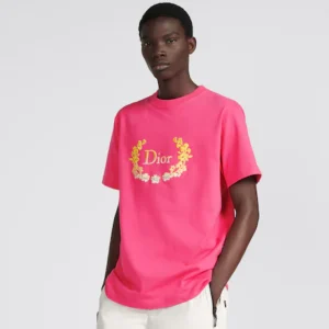 RELAXED-FIT T-SHIRT