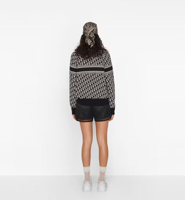 REVERSIBLE ROUND-NECK SWEATER - Image 7