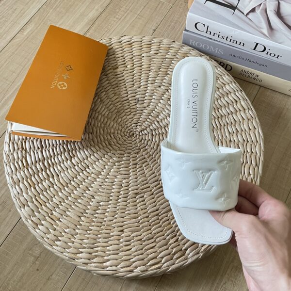 LV Revival Flat Mule - Image 18