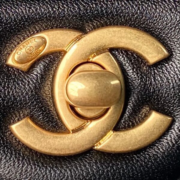 CHANEL SMALL FLAP BAG - Image 13