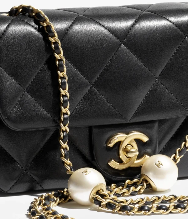 CHANEL SMALL FLAP BAG - Image 12