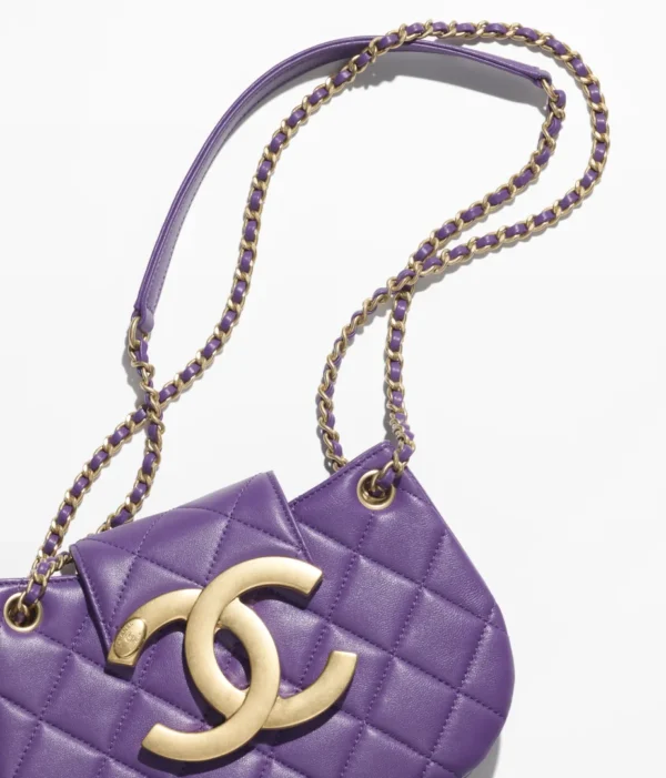 CHANEL SMALL MESSENGER BAG - Image 3