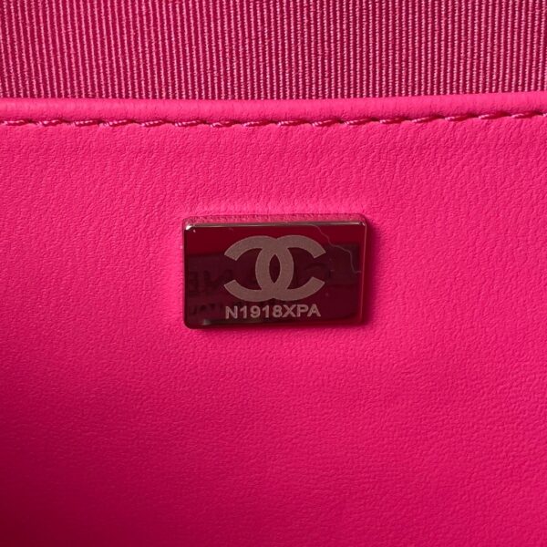 CHANEL STAR HANDBAG - Image 8