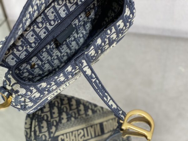 Dior Saddle Bag - Image 15