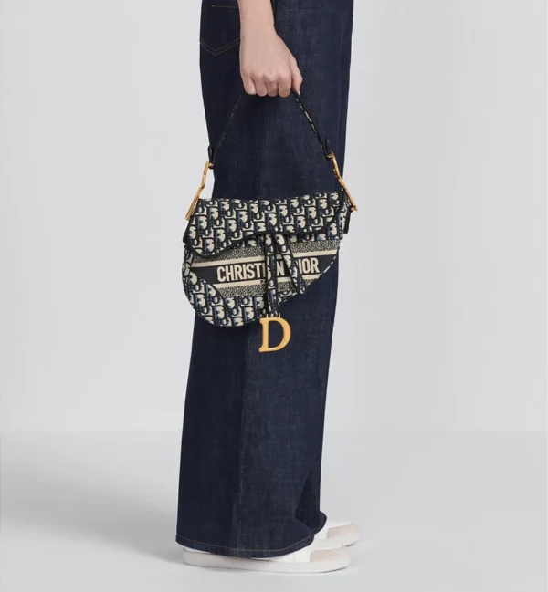 Dior Saddle Bag - Image 5
