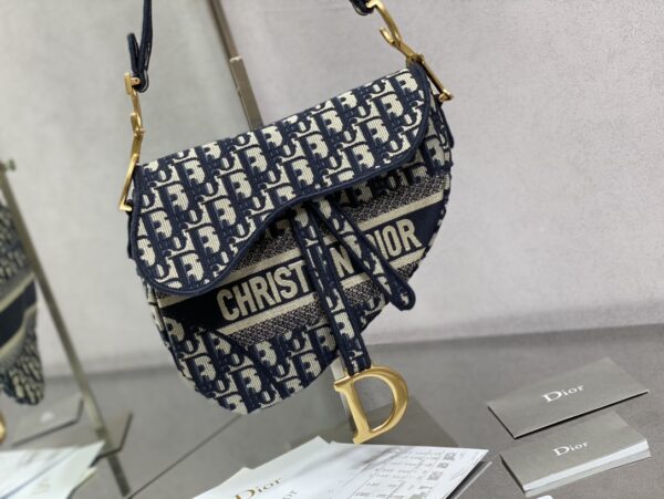 Dior Saddle Bag - Image 8
