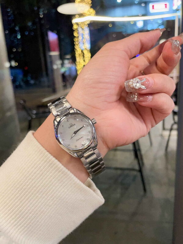 AQUA TERRA 150M QUARTZ 28 MM | white - Image 3