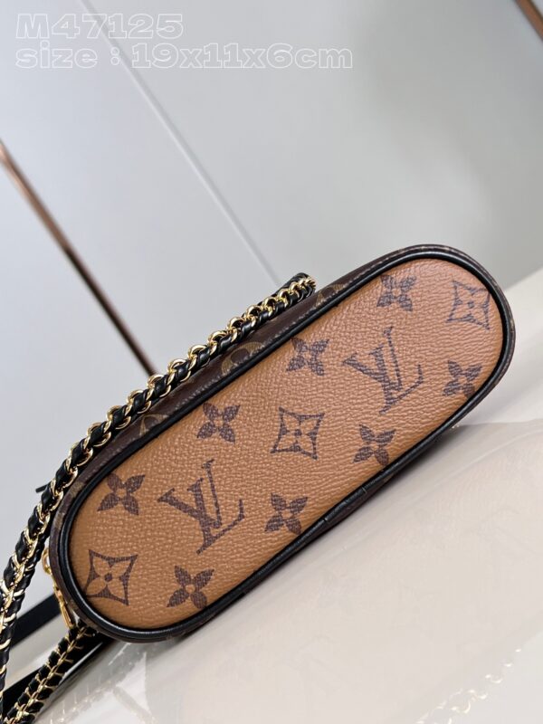 Vanity Chain Pouch M47125 - Image 9