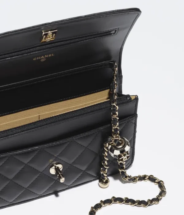 CHANEL WALLET ON CHAIN - Image 3