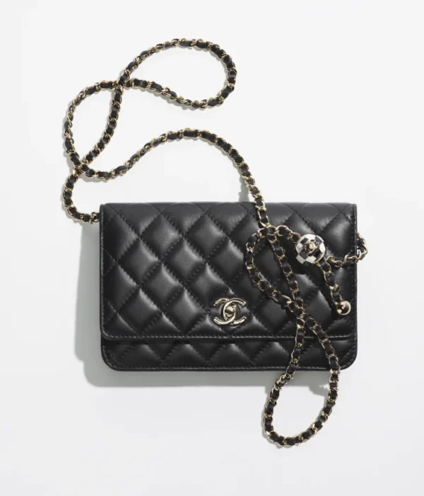 CHANEL WALLET ON CHAIN