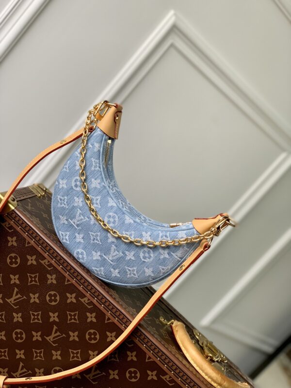 louis vuitton Loop M24846 - Image 6