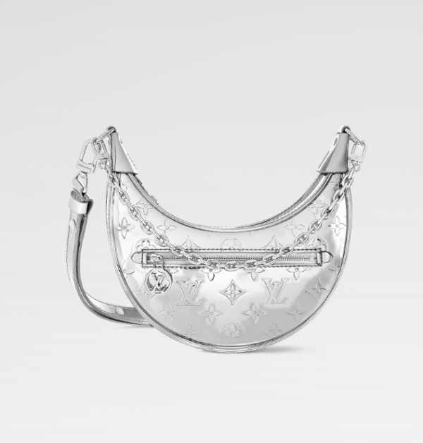 Louis Vuitton Loop M11833