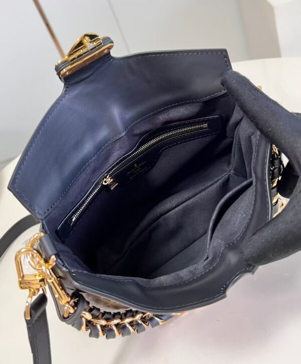 LV Twinny - Image 10