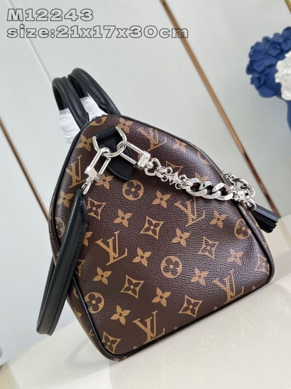 Louis Vuitton Speedy Soft 30 Dark M12243 - Image 5