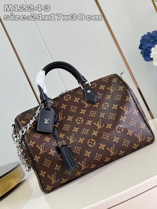 Louis Vuitton Speedy Soft 30 Dark M12243 - Image 3
