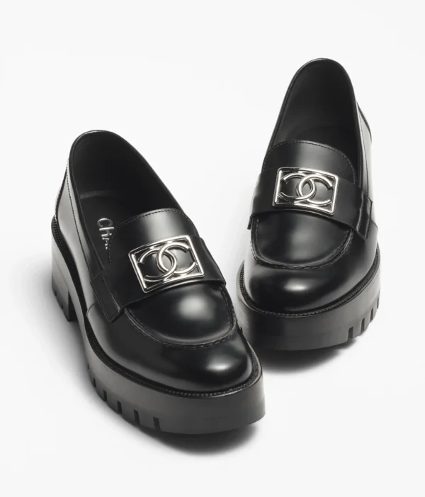CHANEL MOCCASINS - Image 2