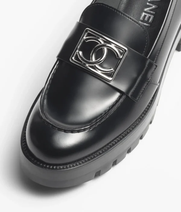 CHANEL MOCCASINS - Image 4