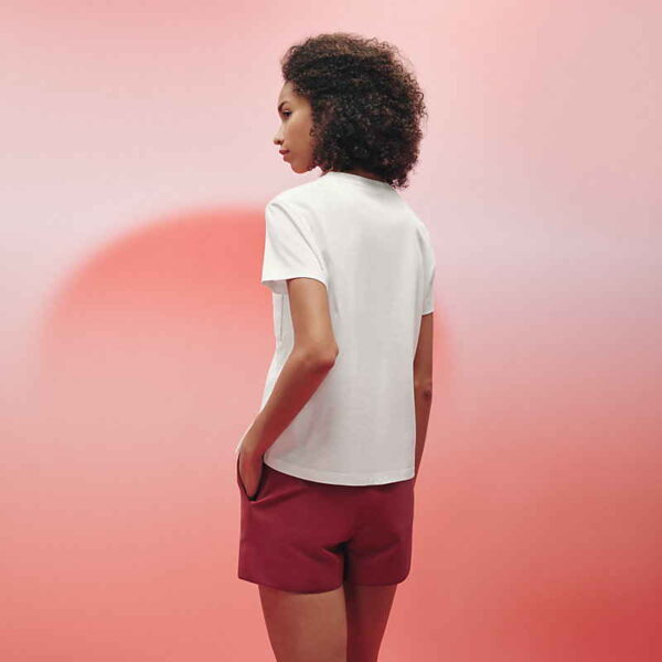 Embroidered pocket t-shirt - Image 7