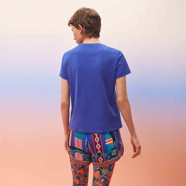 Embroidered pocket t-shirt - Image 9