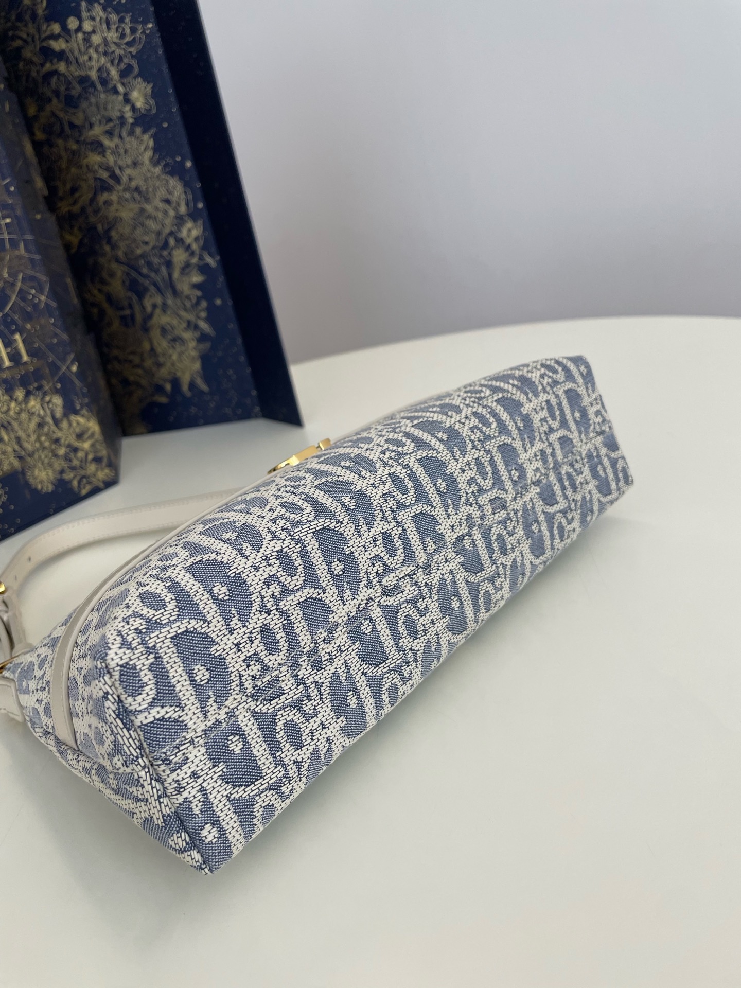 30 Montaigne Cigale Mini Bag - Image 14