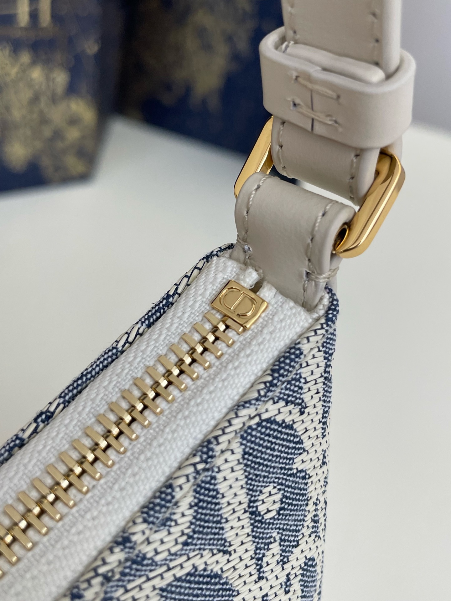 30 Montaigne Cigale Mini Bag - Image 17