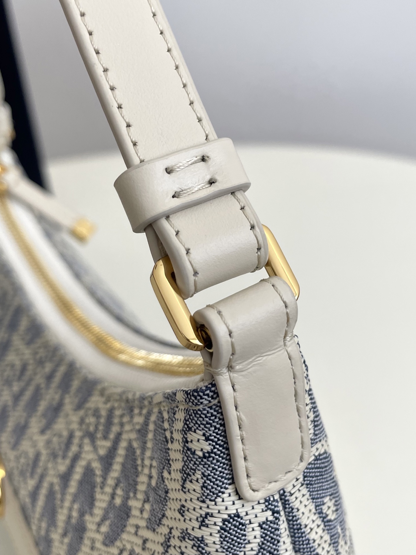 30 Montaigne Cigale Mini Bag - Image 16