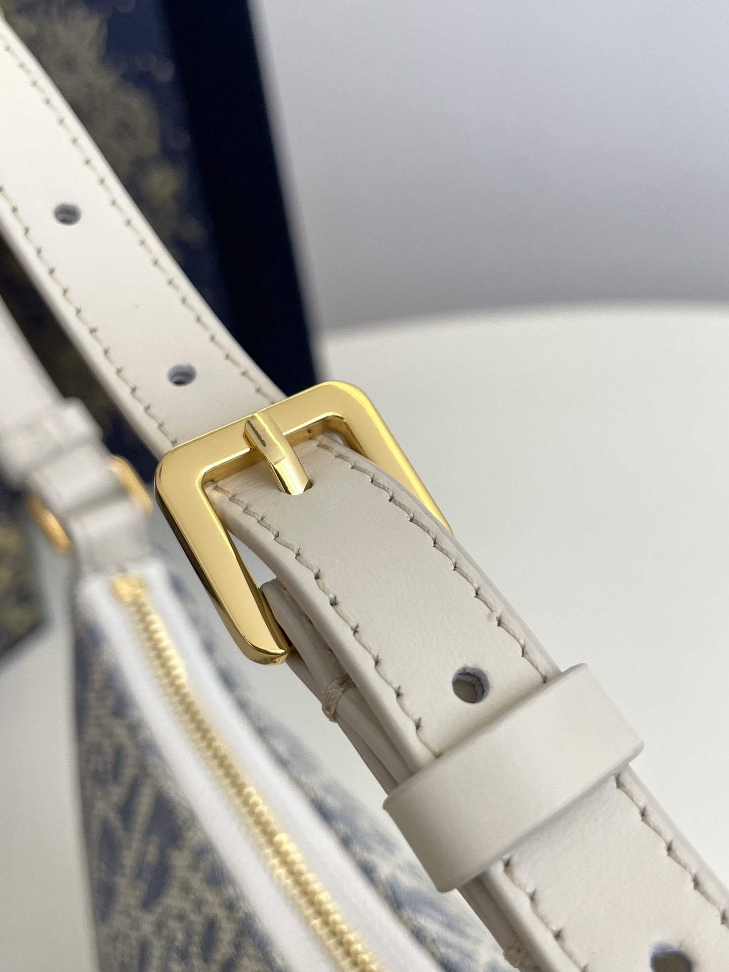 30 Montaigne Cigale Mini Bag - Image 15