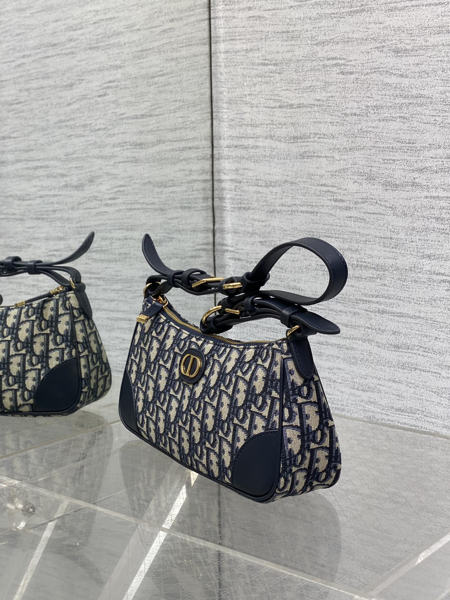 30 Montaigne Wanderlust Mini Bag - Image 13