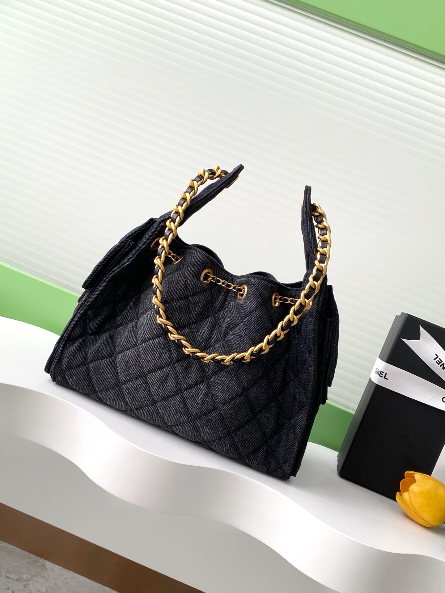 CHANEL 25 Small Handbag AS5293 - Image 11