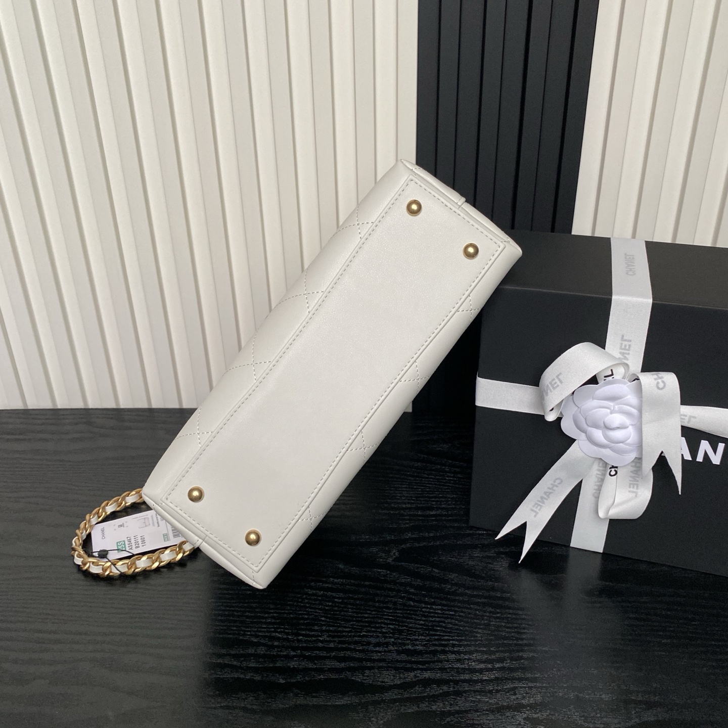 CHANEL Large Flap Bag with Top Handle AS5467 - Image 15