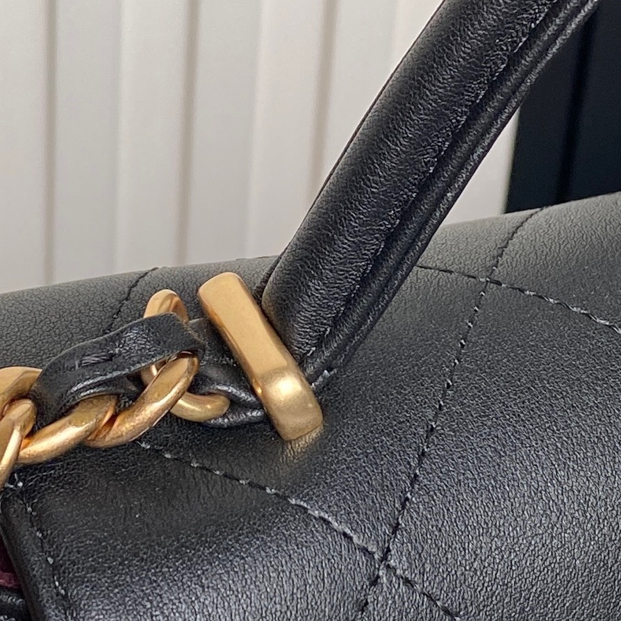 CHANEL Large Flap Bag with Top Handle AS5467 - Image 7