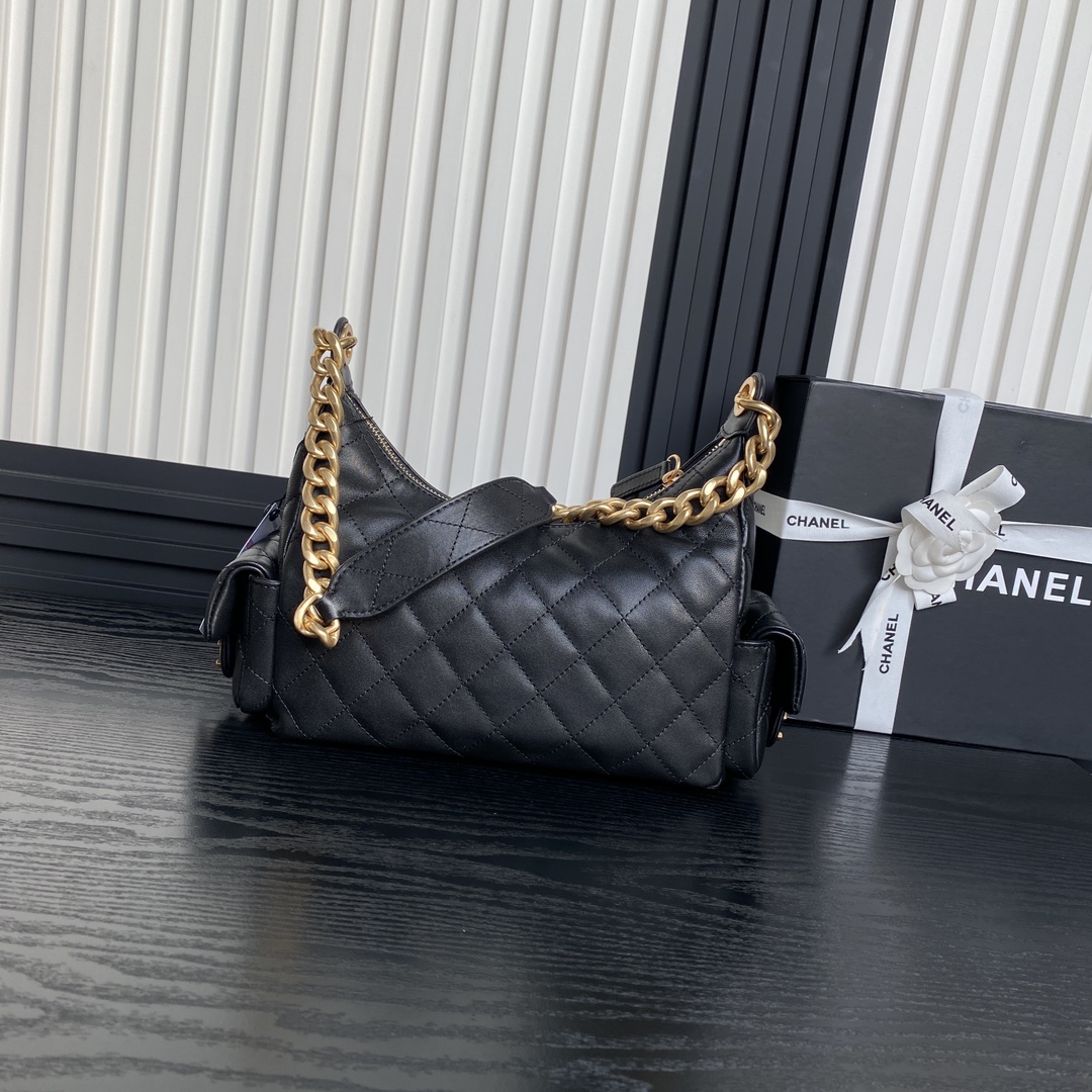 CHANEL Large Hobo Bag AS5339 - Image 11