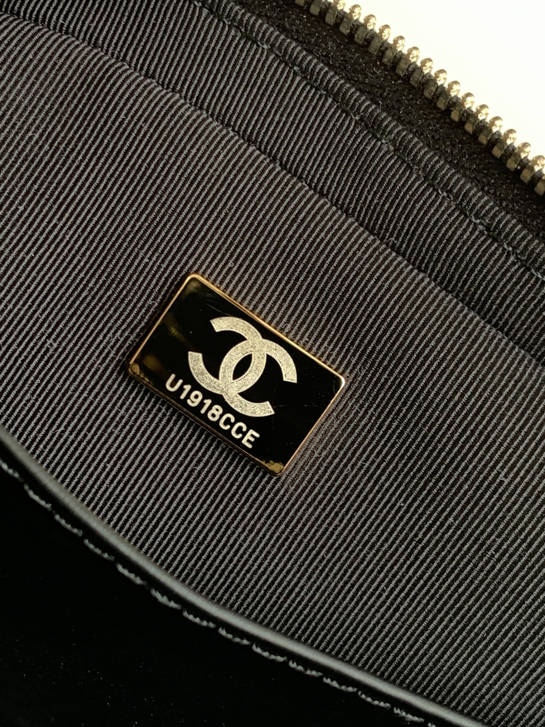 CHANEL Mini Bowling Bag AS5572 - Image 23