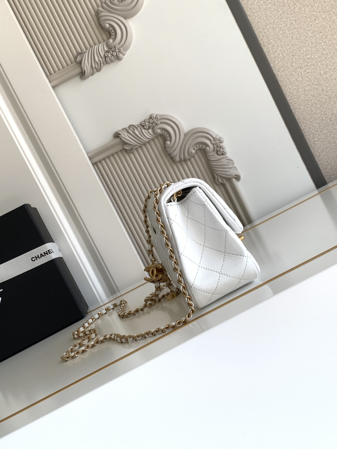 CHANEL Mini Flap Bag AS5758 - Image 25