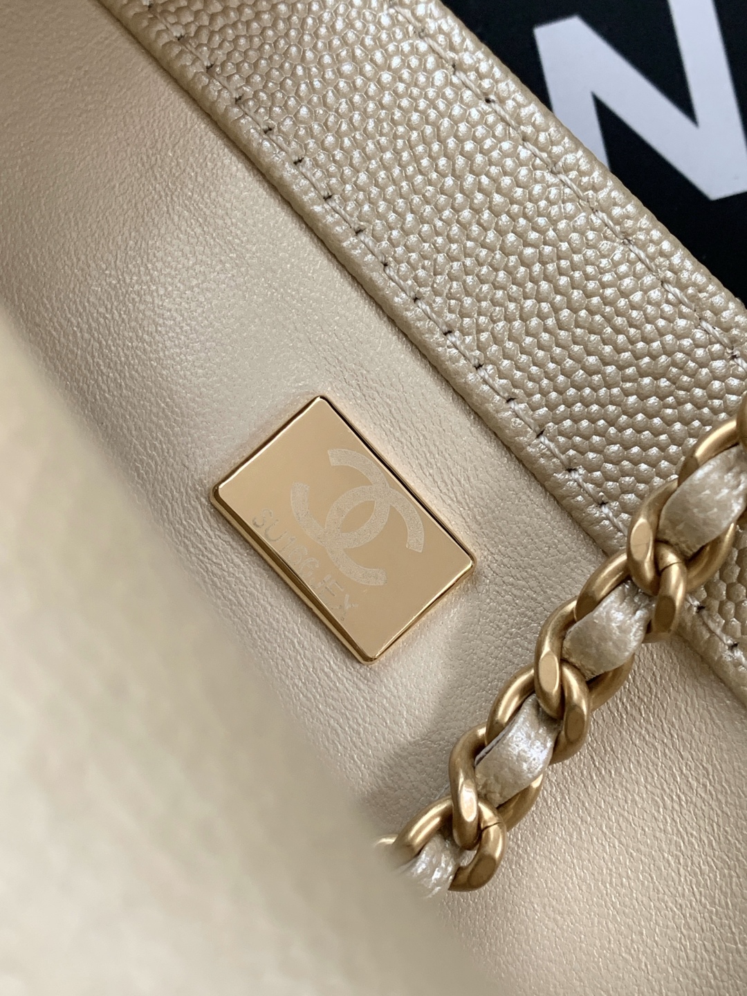 CHANEL Mini Flap Bag AS5758 - Image 51