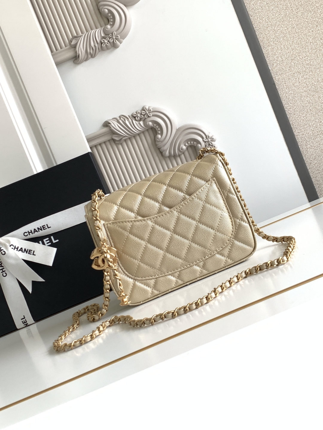 CHANEL Mini Flap Bag AS5758 - Image 44