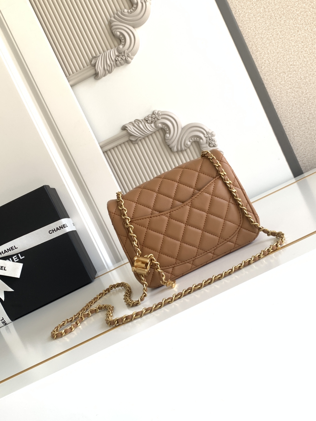 CHANEL Mini Flap Bag AS5758 - Image 54