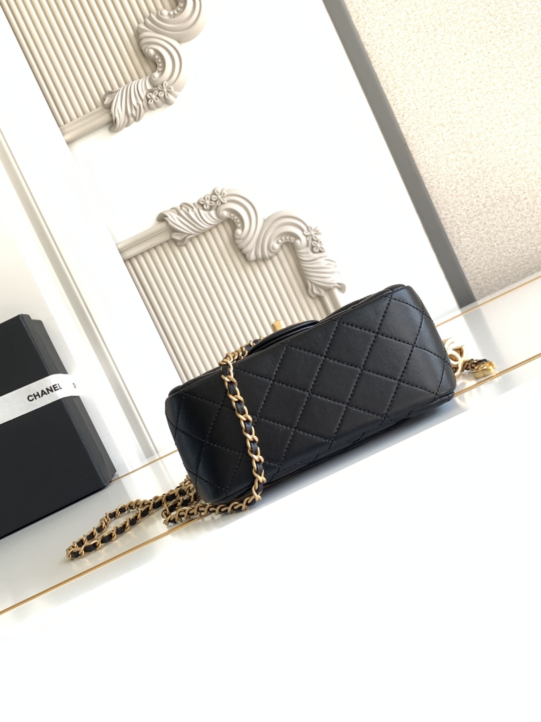 CHANEL Mini Flap Bag AS5758 - Image 16